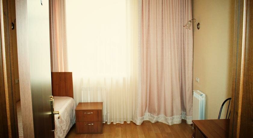 Гостиница Париж Семенов-150