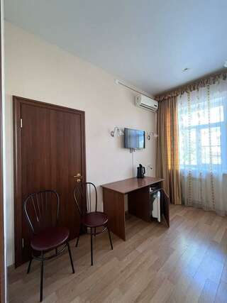 Гостиница Париж Семенов 2-местный номер комфорт-14