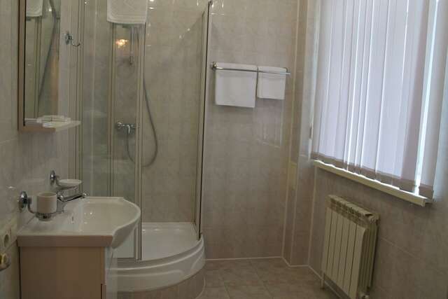 Гостиница Париж Семенов-141