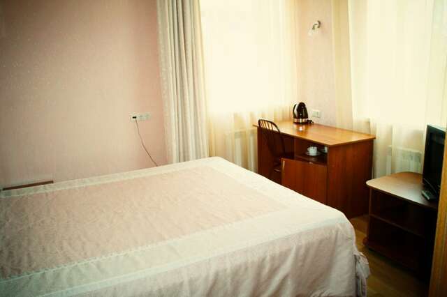 Гостиница Париж Семенов-159